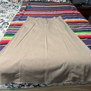 Chic Beige Women's Maxi Skirt